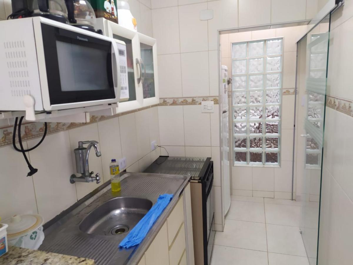 Guaruja Enseada - Apto 200M Da Praia - 02 Dorm. Wi-Fi + Ar + Estacionamento Luaran gambar